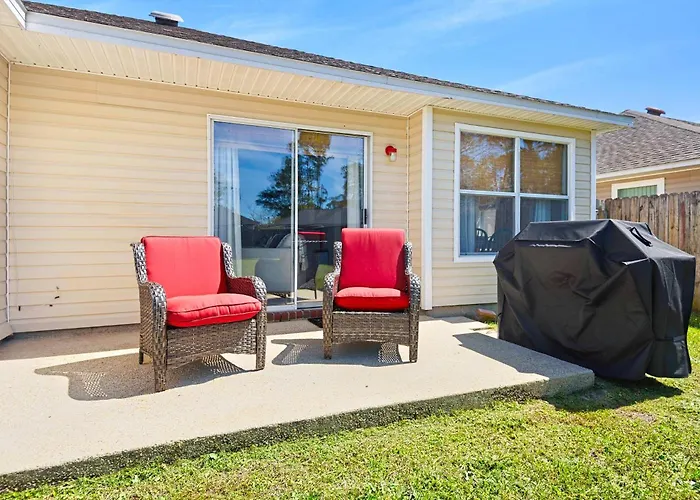 Rekendell Retreat Minutes To Beaches And Downtown Holiday home